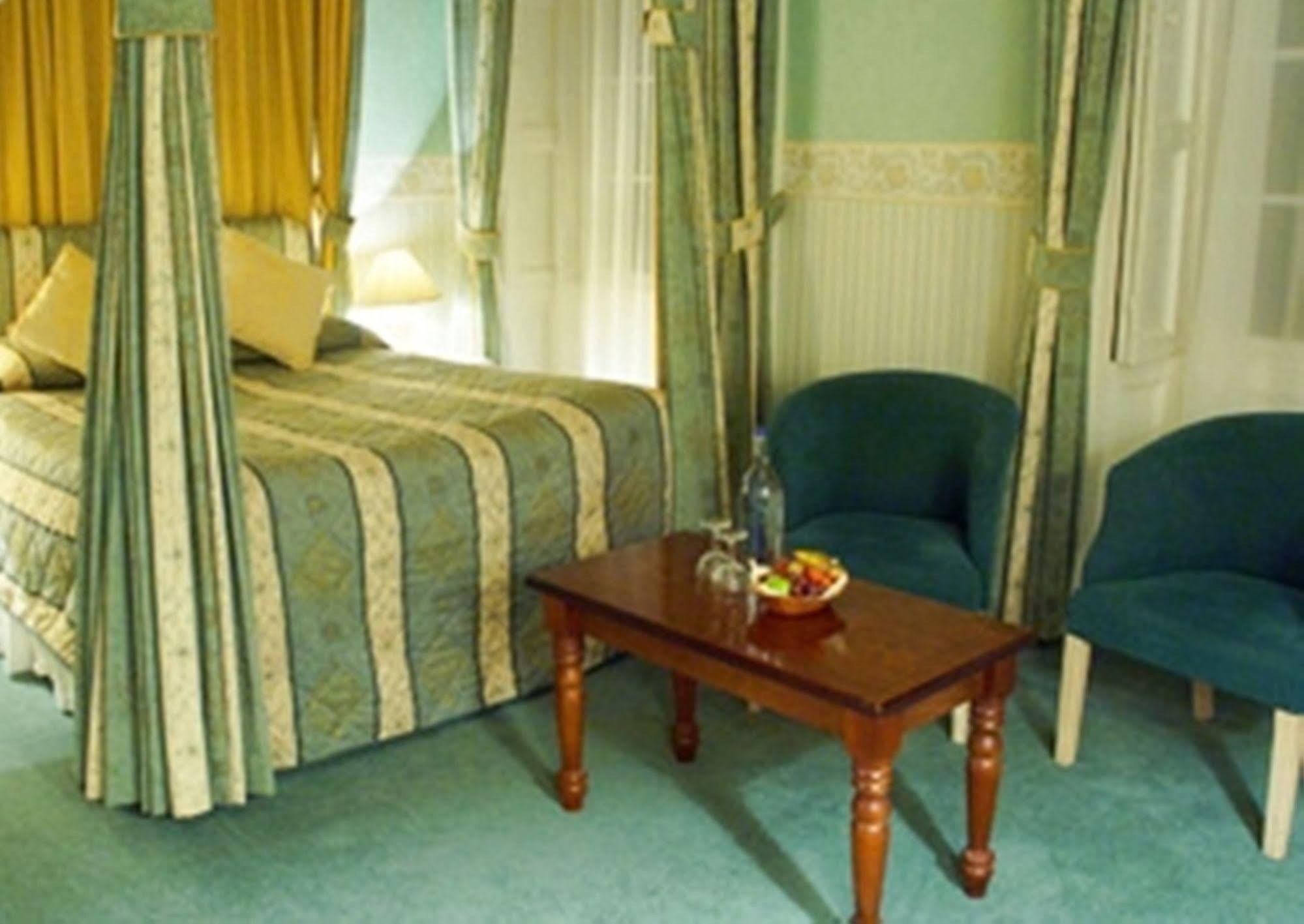 Glebe Hotel Barford  Zewnętrze zdjęcie
